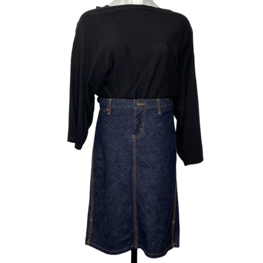 Guess Jeans Women’s Dark Wash Denim Skirt Size 28 NWOT - Image 3