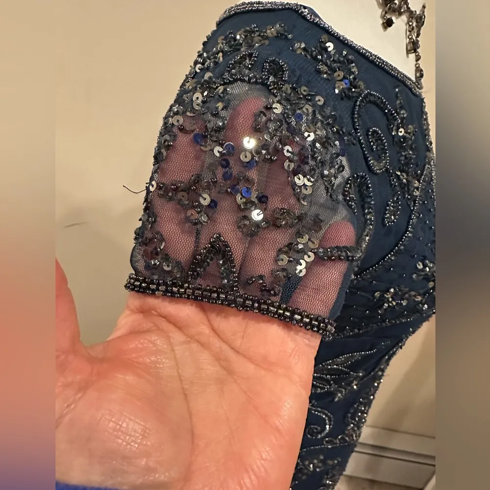 Pisarro Nights Blue Silver Gray Beaded & Sequence Mesh Midi Cocktail Dress Sz 2. - Image 6