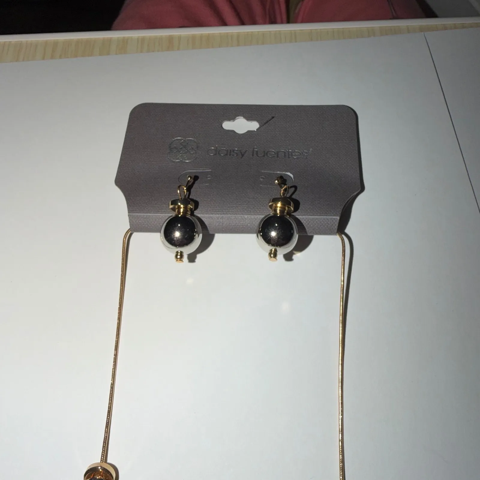 Daisy Fuentes Silver Gold Tone Beaded Necklace Earrings Set Statement Jewelry - Image 4