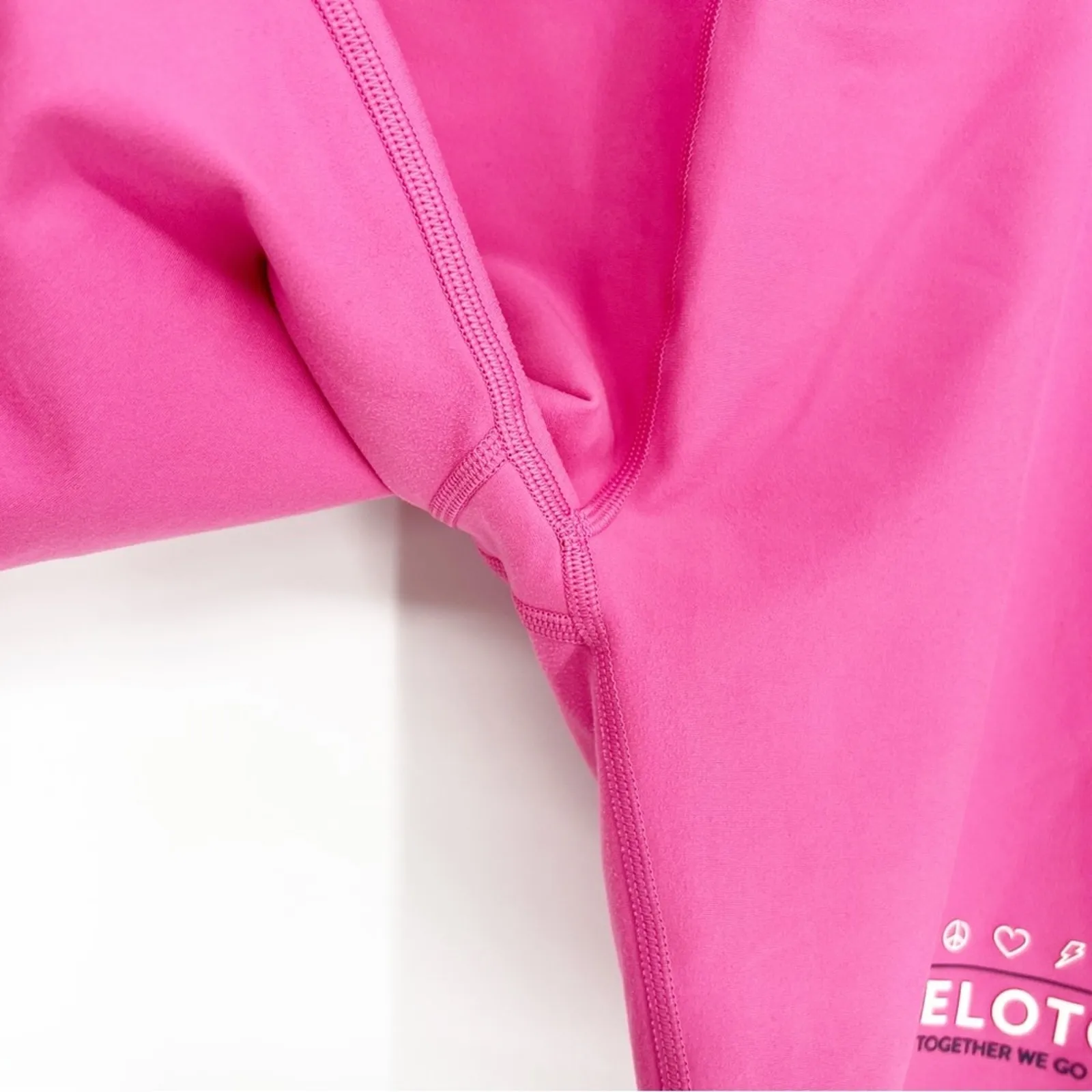 Peloton Caden Crosswaist‎ Bike Shorts M Pink - Image 6