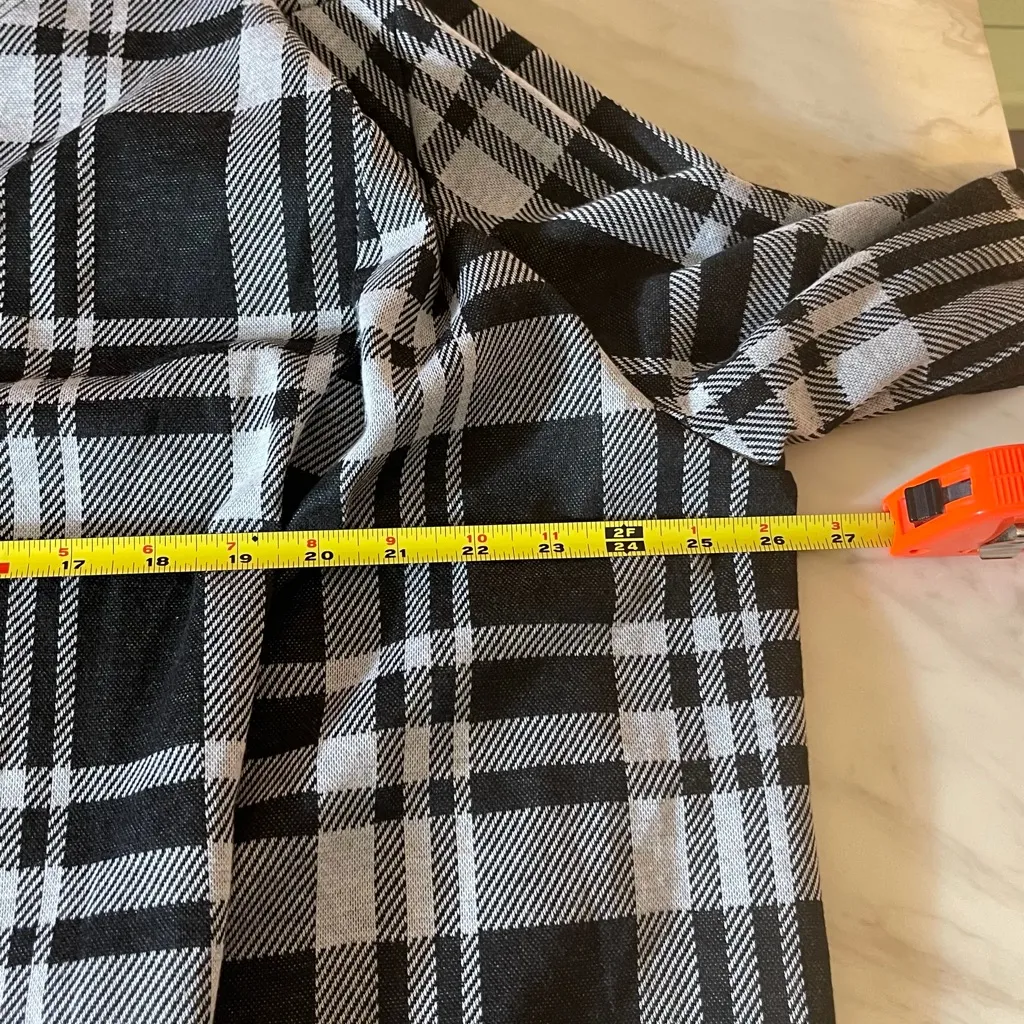 SoleilLee Black Gray Plaid Open Front Cardigan Ruched Sleeves Plus Size 3X - Image 5