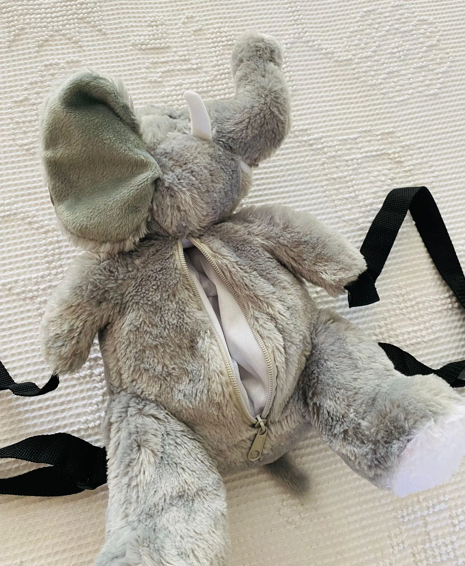 Vintage Elephant Animal Plush Backpack - Image 4