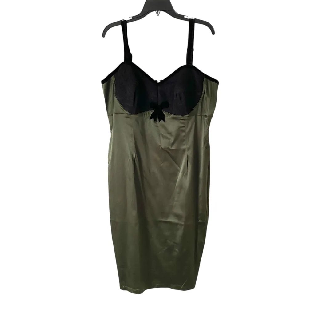 Deadly Dames NWTs Olive Green Black Lace Velvet Trim Wiggle Dress size 2X - Image 2