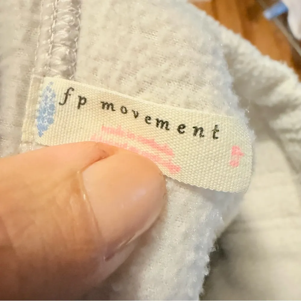 FREE PEOPLE MOVEMENT BY FP Westlake Pullover Sweatshirt Cream White Small - Image 7