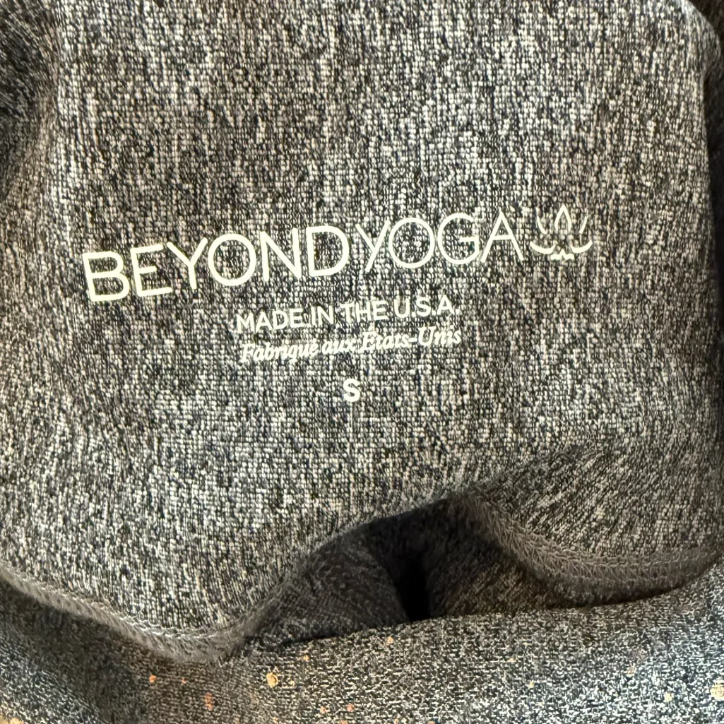 Beyond Yoga Rose Gold Ombré Leggings Small - Image 6