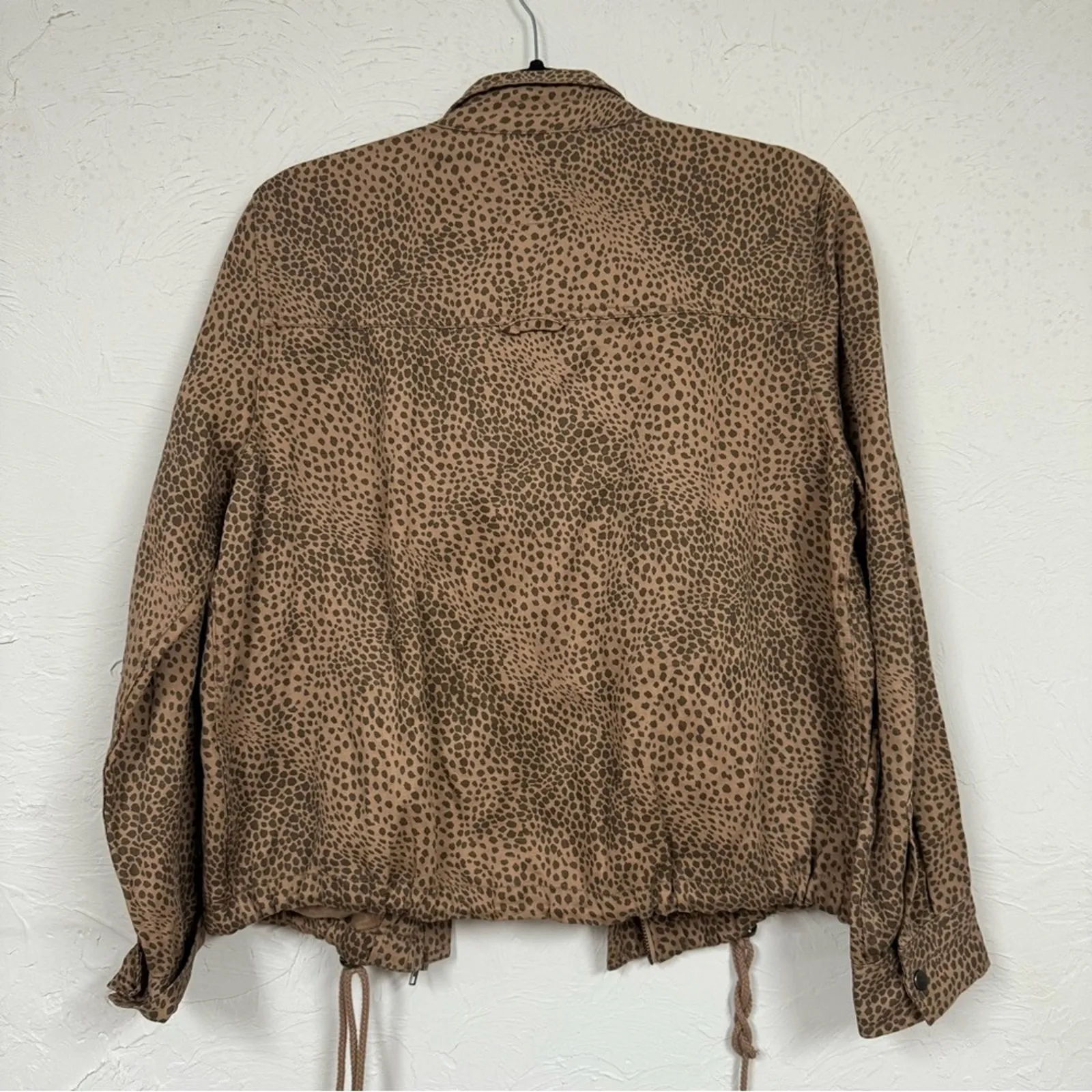 Rails Tan Animal Print Bomber Jacket Lightweight Coat Womens M Brown Leopard - Image 10