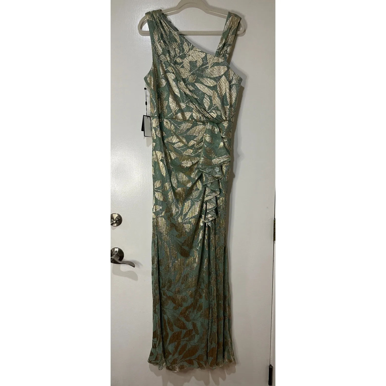 Adrianna Papell Women's Asymmetric Metallic Mermaid Gown Dress Size 16 NWT - Image 2