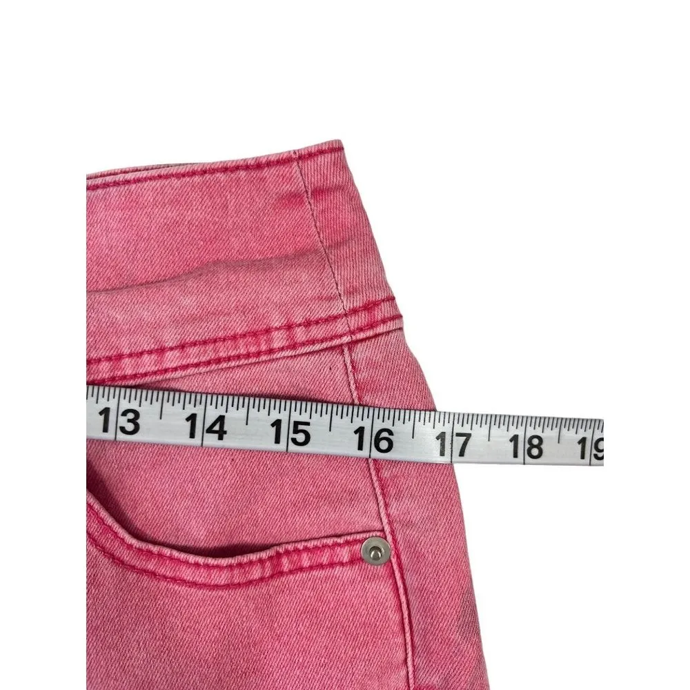 No Boundaries Women's Pink Shorts - Image 6