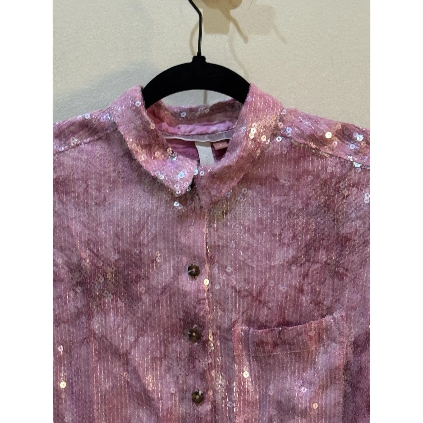 Anthropologie Pilcro Women's‎ Shrunken Sequin Button Down Blouse Size Small Pink - Image 4