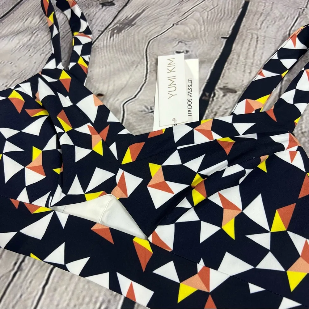 Women's Yumikim Venice Vixen Top Geometric Design Size Medium (A38) - Image 2