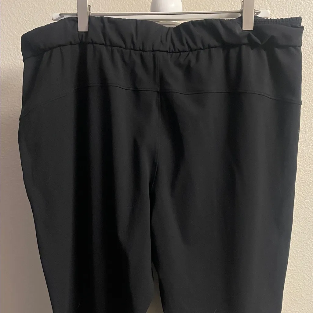 Lululemon  On the Fly 7/8 Pant Black - Image 11