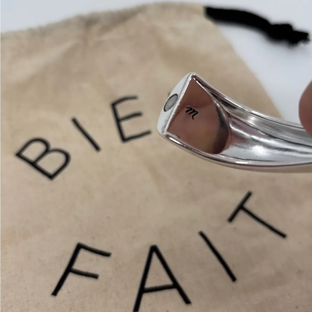 Madewell  Sculpted Chunky Bangle Light Silver Ox - Image 4