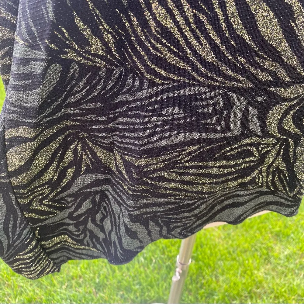 J.B.S. Ltd. Plus Size black sparkly holiday evening Top - Image 12