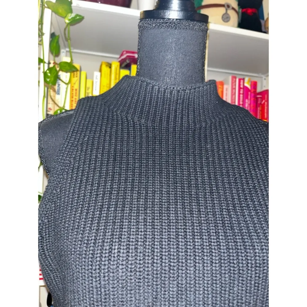 Gap Mock Sweater Tank Top - Image 2
