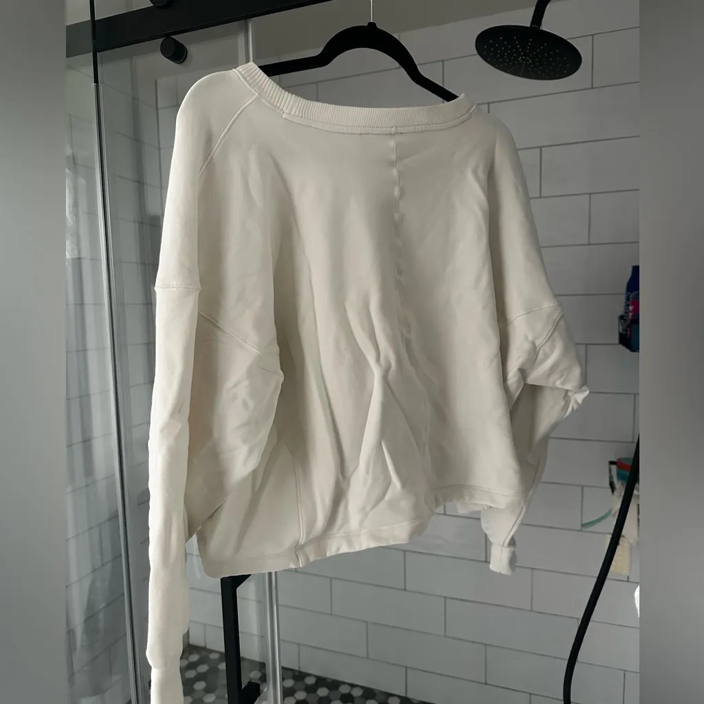 White Wilson Oversized Sweatshirt Size M/L Size L - Image 3