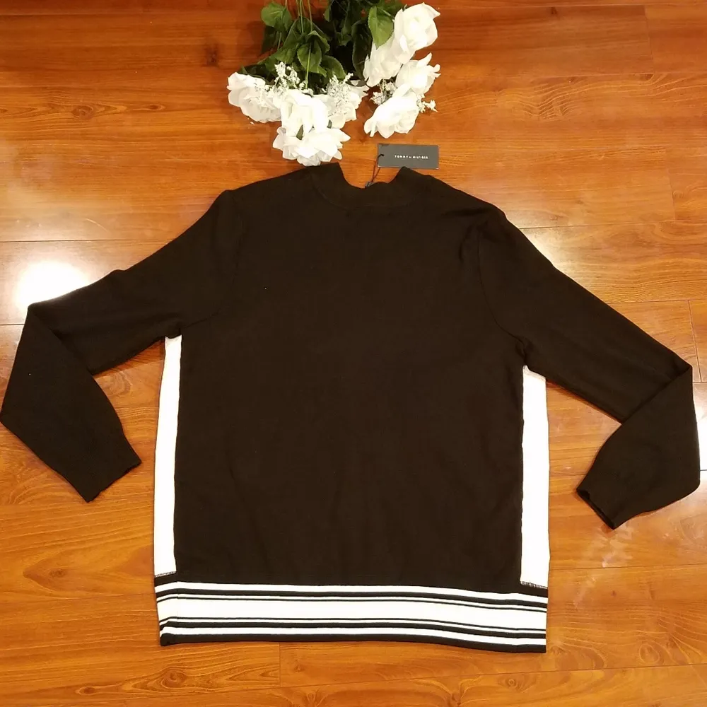 Tommy Hilfiger Zip Jacket Size Large - Image 2