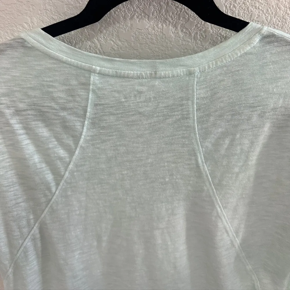 Athleta Uptempo Tee Blue Green Heather V-Neck T-Shirt Size Small - Image 6