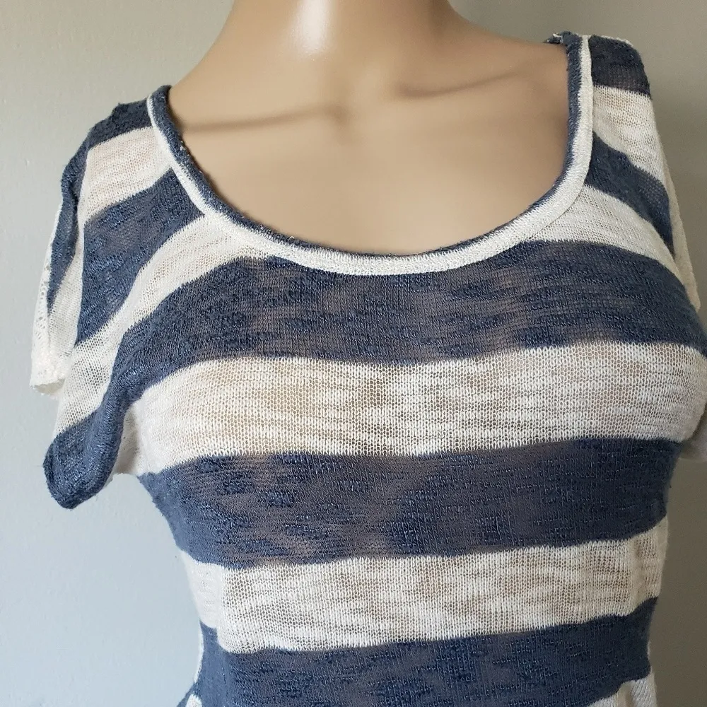 Motherhood Maternity knit striped top size small - Image 5