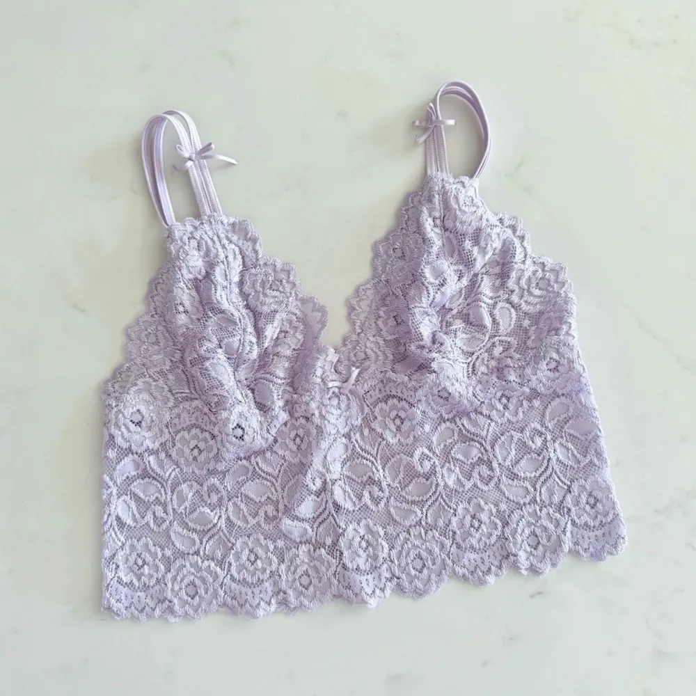 Cabernet Lavender Lace Bralette Top, Ribbon Bow Detail & Adjustable Straps sz. M Purple Size M - Image 3