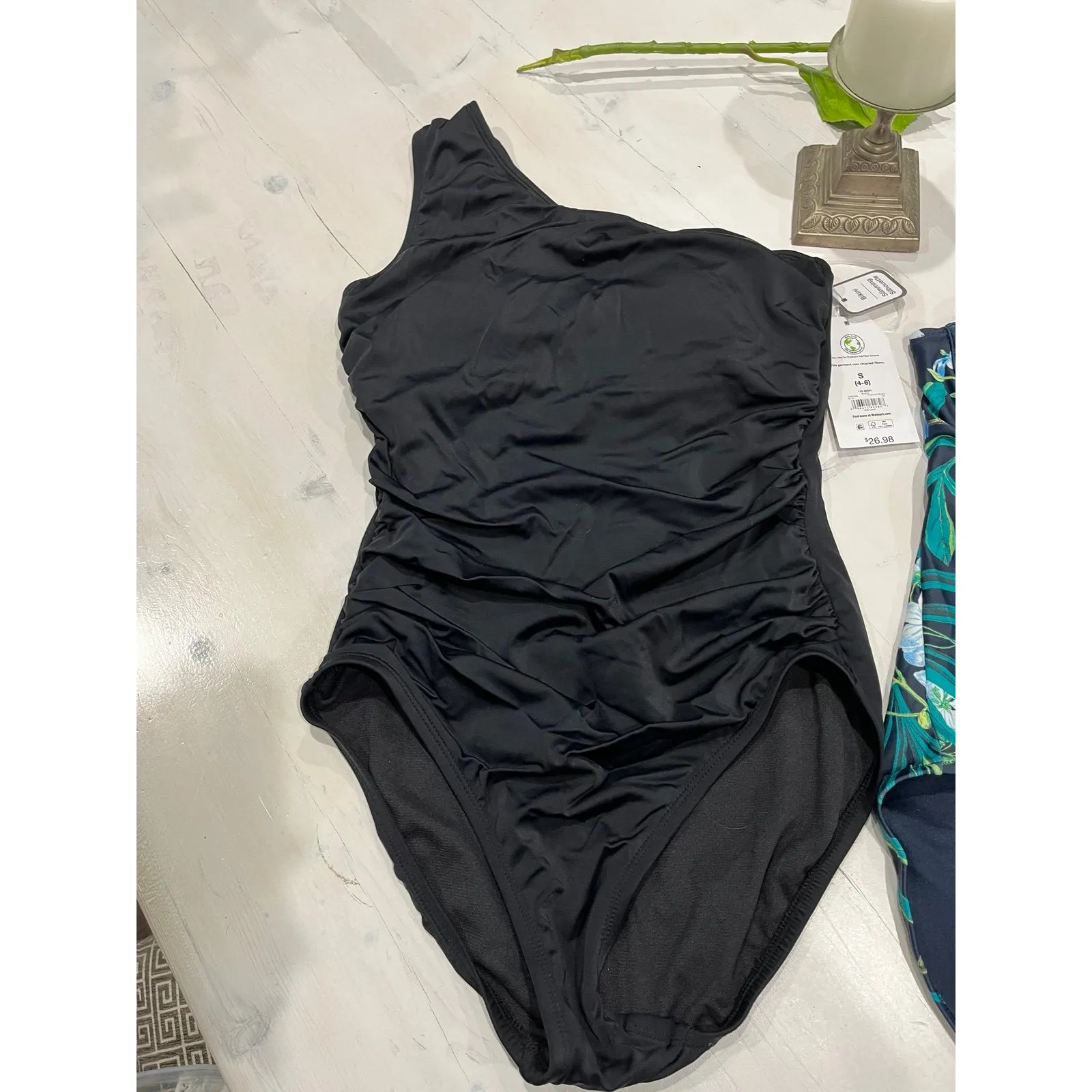 NEW W TAGS! One piece Swimsuits size‎ small - Image 6