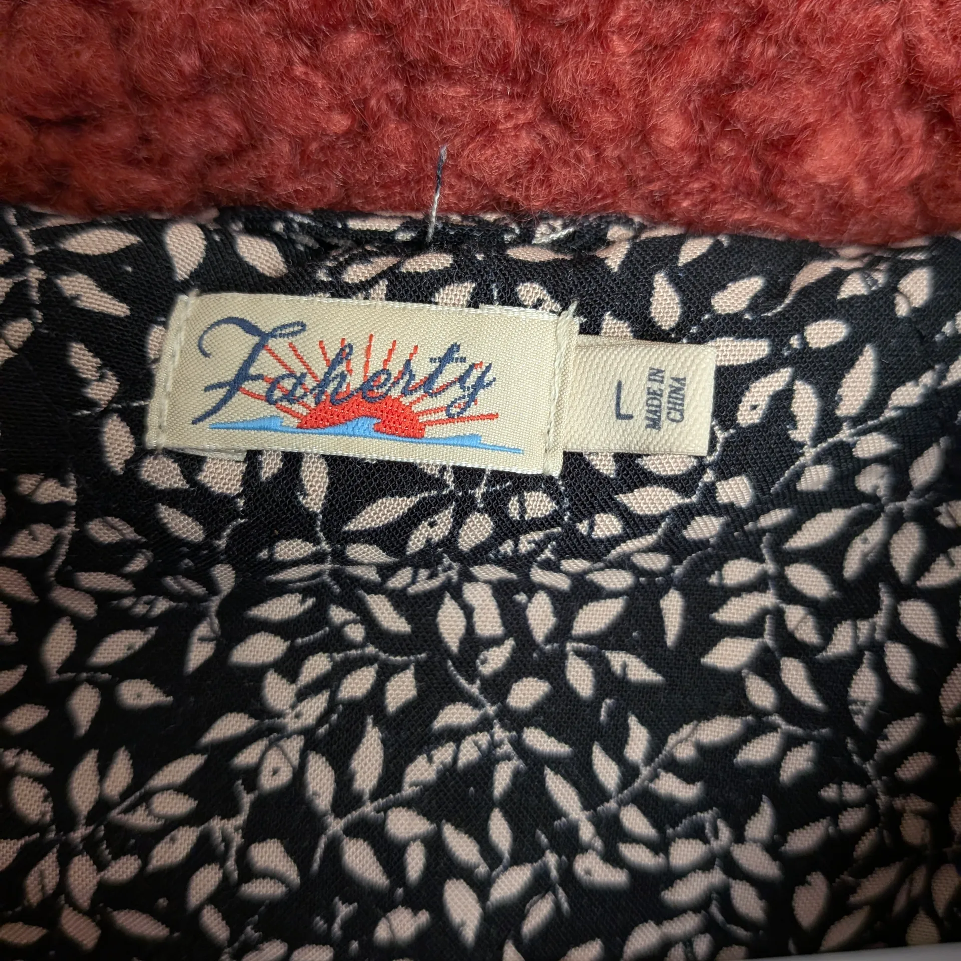 Faherty Women's Timber Ridge High Pile Jacket Size Large - Image 4