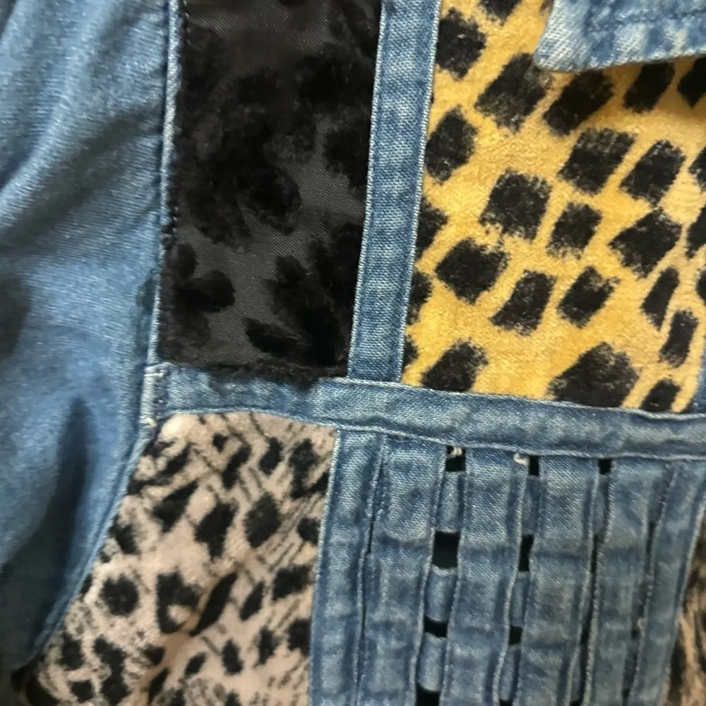Jean leopard patchwork style button down shirt Blue Size undefined - Image 3