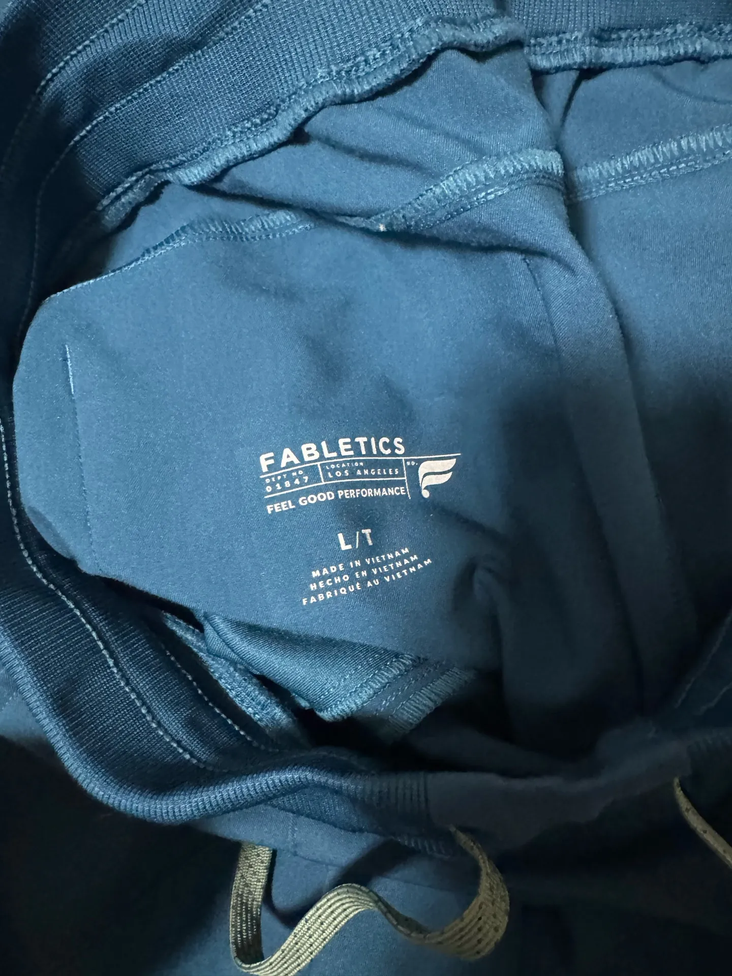 Fabletics  Scrubs Set - Image 2