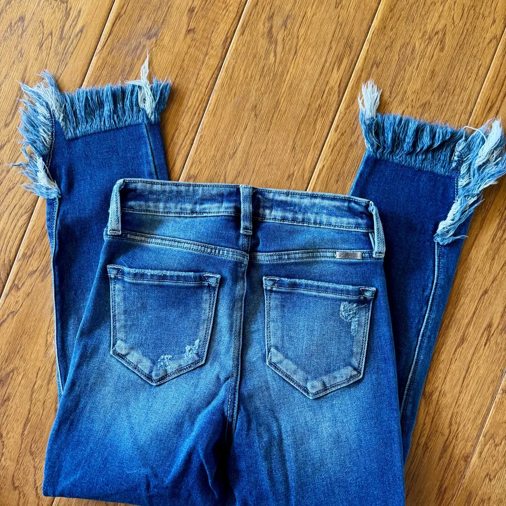 KanCan Geneva Skinny Jeans Women’s 3/25 Med Wash High Rise Ankle Frayed Hem - Image 5