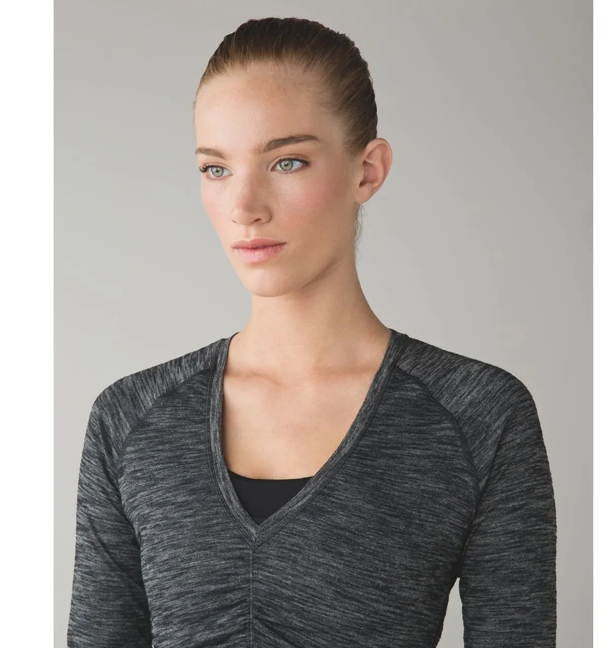 Lululemon Interval Long Sleeve Black Grey Ruched V-Neck Long Sleeve Shirt Size 4 - Image 6