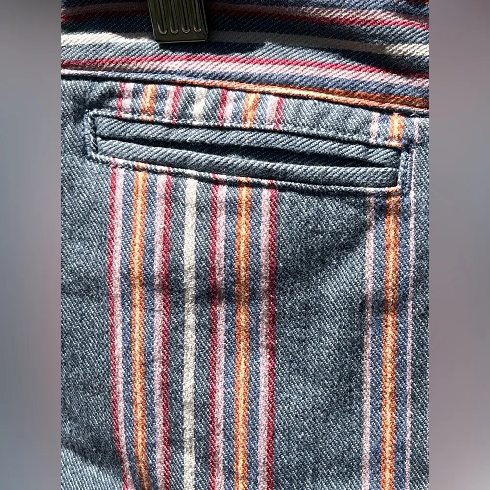 Madewell Emmett Shorts in Rainbow Stripe - Image 7