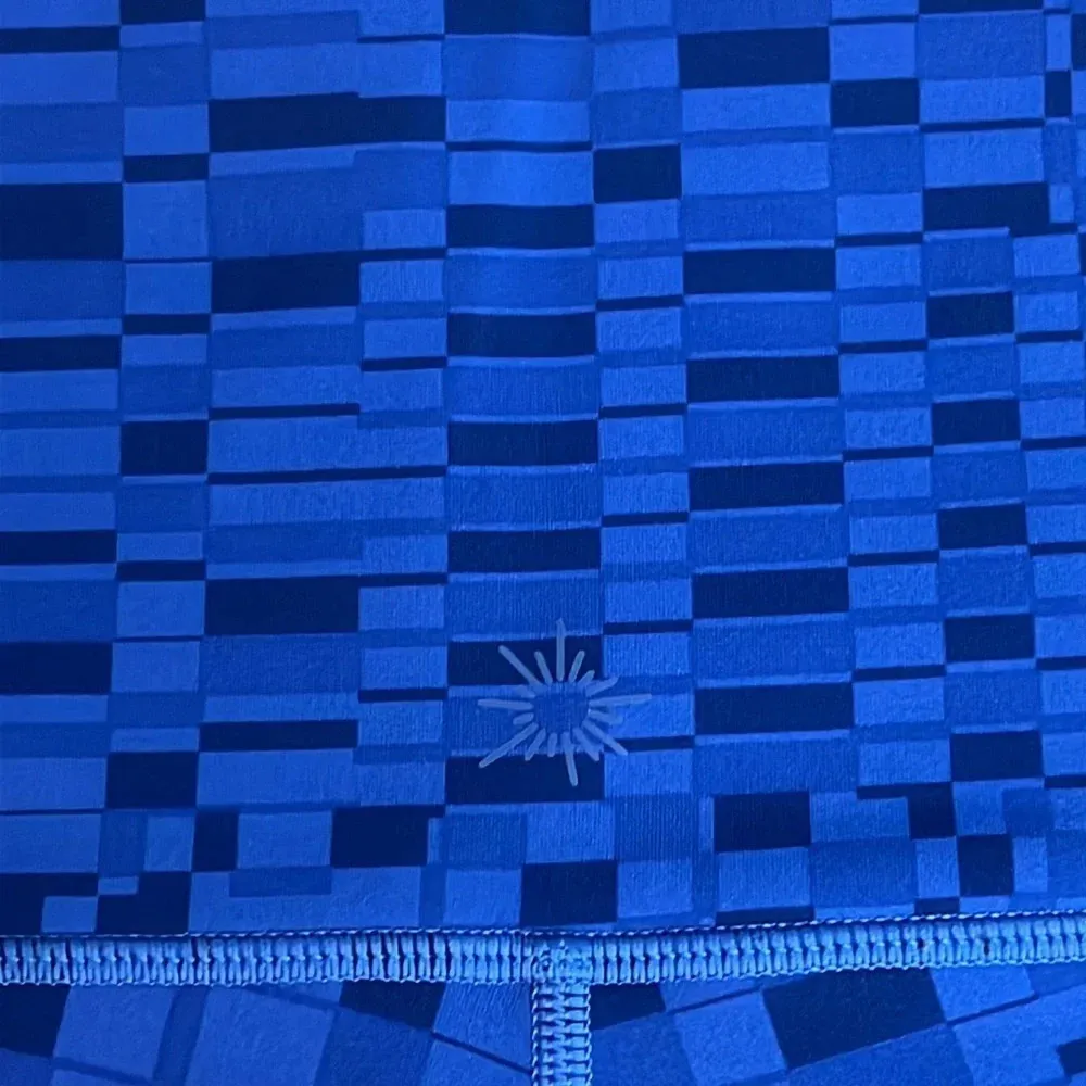 Offline Aerie Goals Shortie Hi-rise 4” inseam biker shorts - Image 2