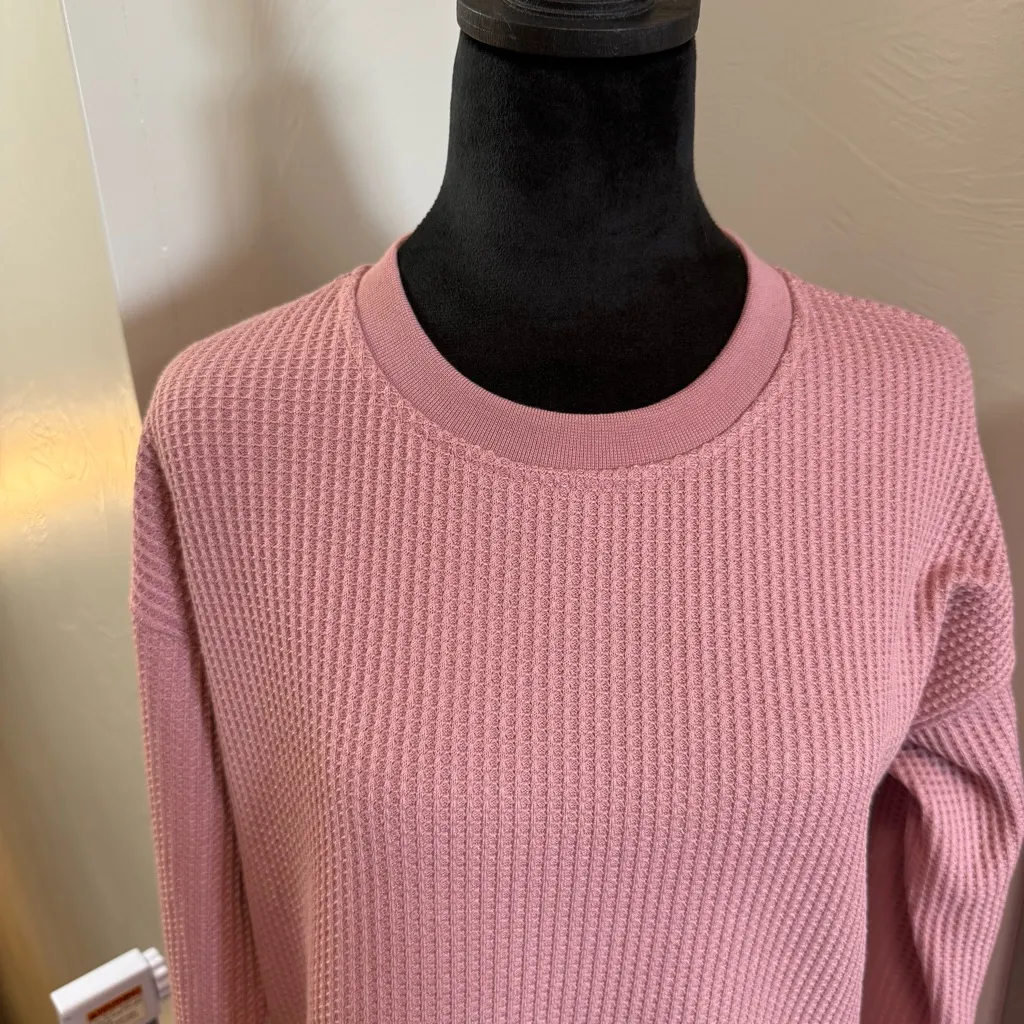 L.L. Bean Women's Birchwood Brushed Waffle Top Crewneck Washed Orchid Pink‎ XS Pink - Image 3