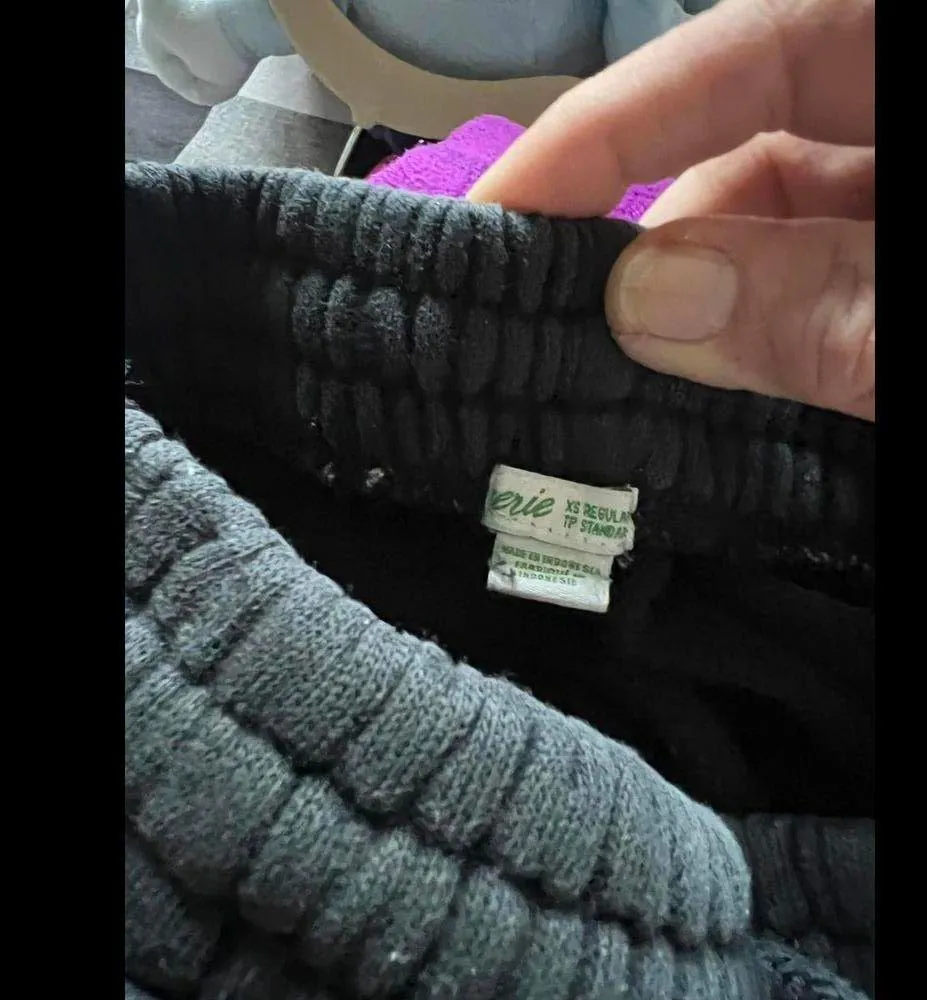 Aerie Women's Black Jogger Pants - size X-Small - Image 3