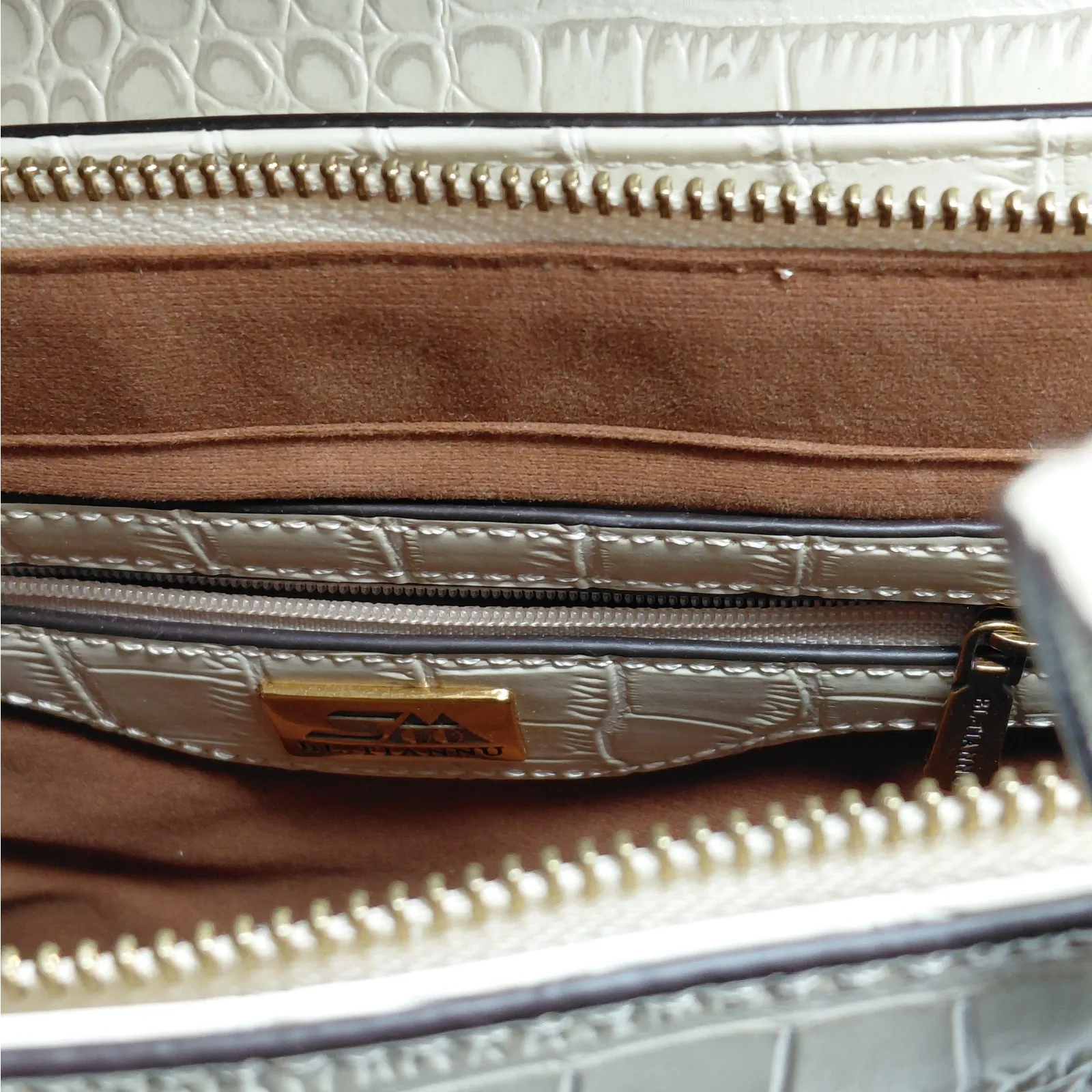 BL. Tiannu Croc Embossed Handbag Shoulder Bag Purse Ivory Cocktail Party Wedding - Image 10