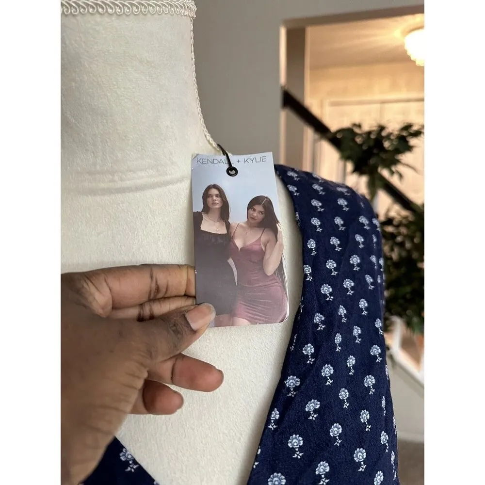 Kendall & Kylie Button Up Long Sleeve Indigo Ditsy  Crop Top Blue Size L NWT - Image 5