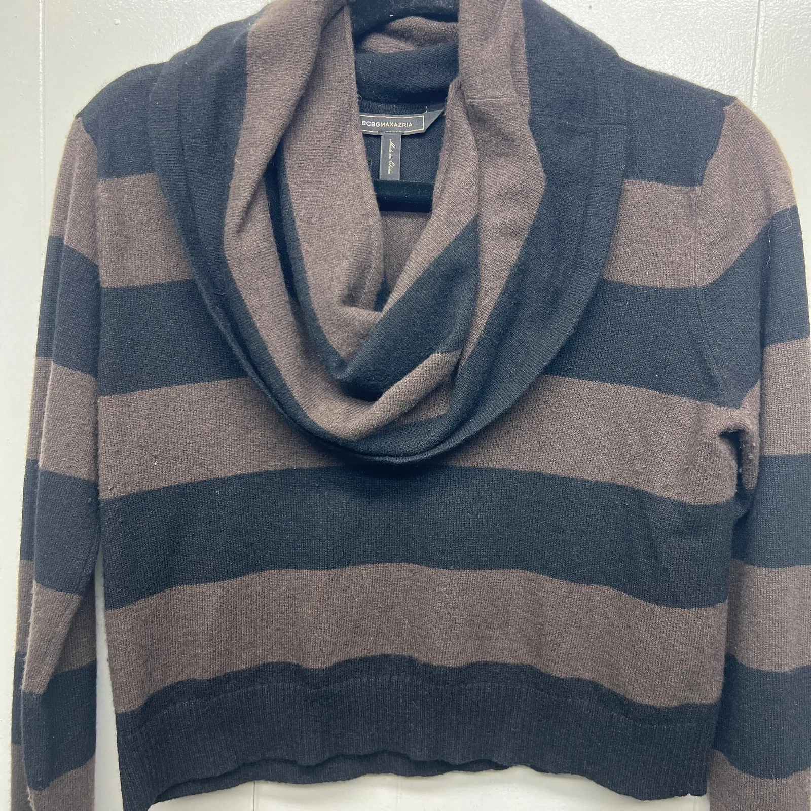 BCBG Maxazria Crop Cowl Neck Striped Women's Sweater Size Small Black & Brown - Image 3
