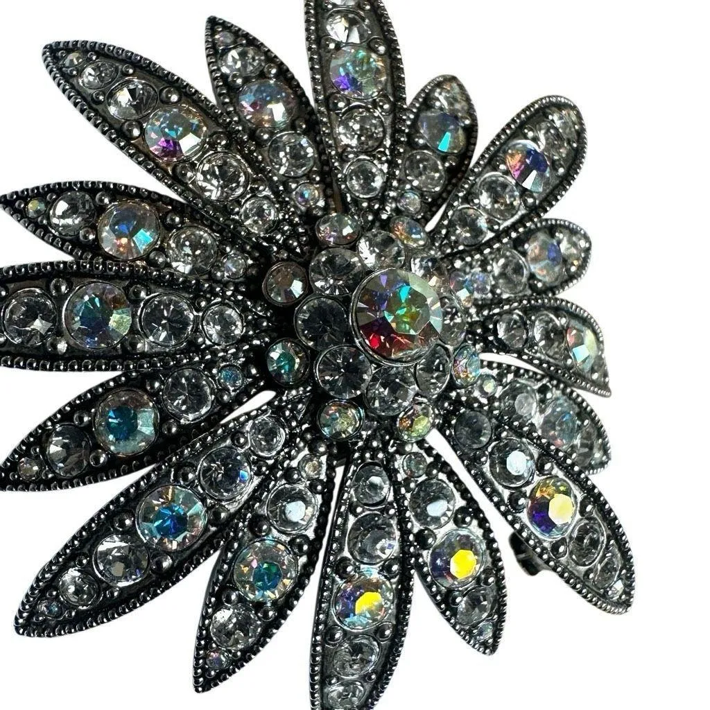 Joan Rivers Swarovski Crystal Flower Brooch Silver - Image 8