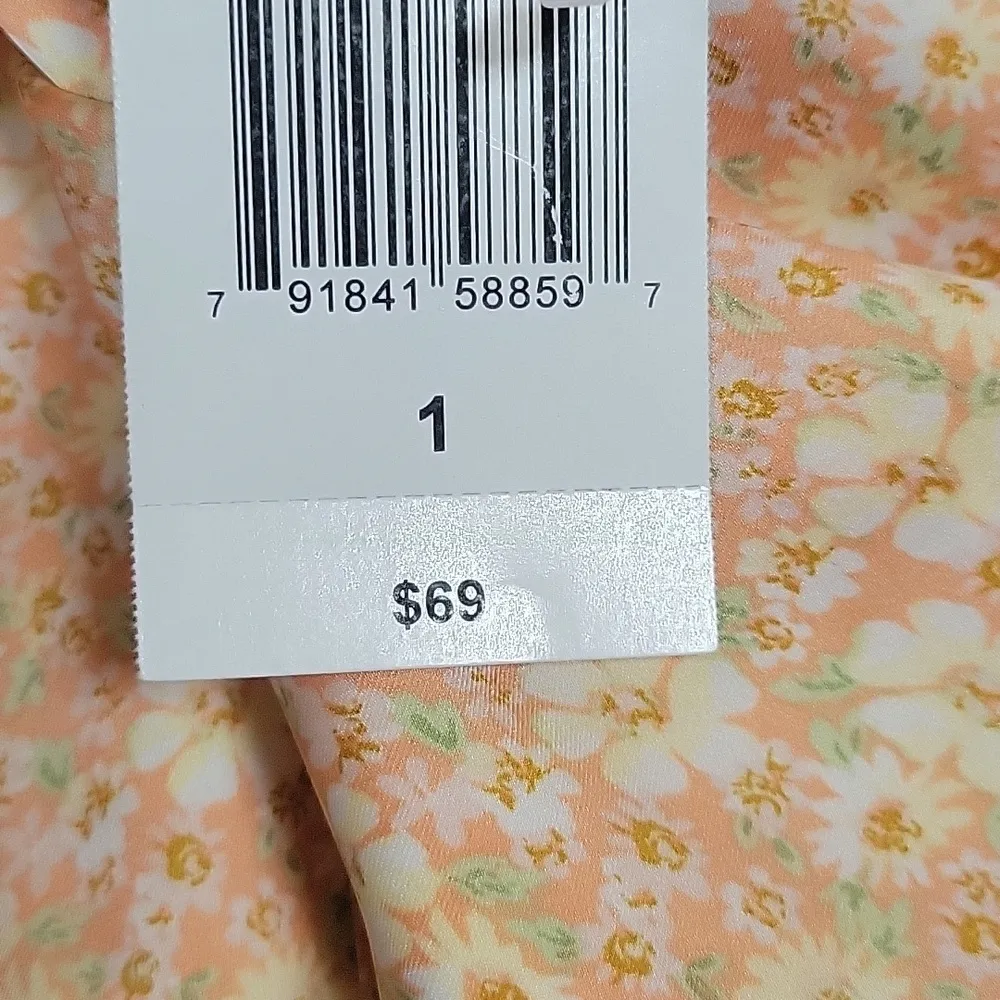 B. Smart Floral Dress - Image 5