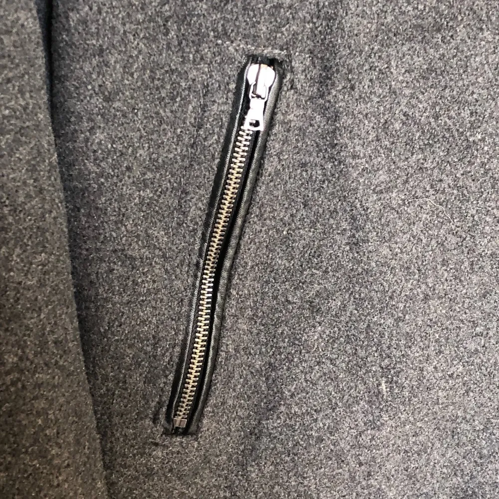 Gap Gray Wool Blend Winter Coat M - Image 5