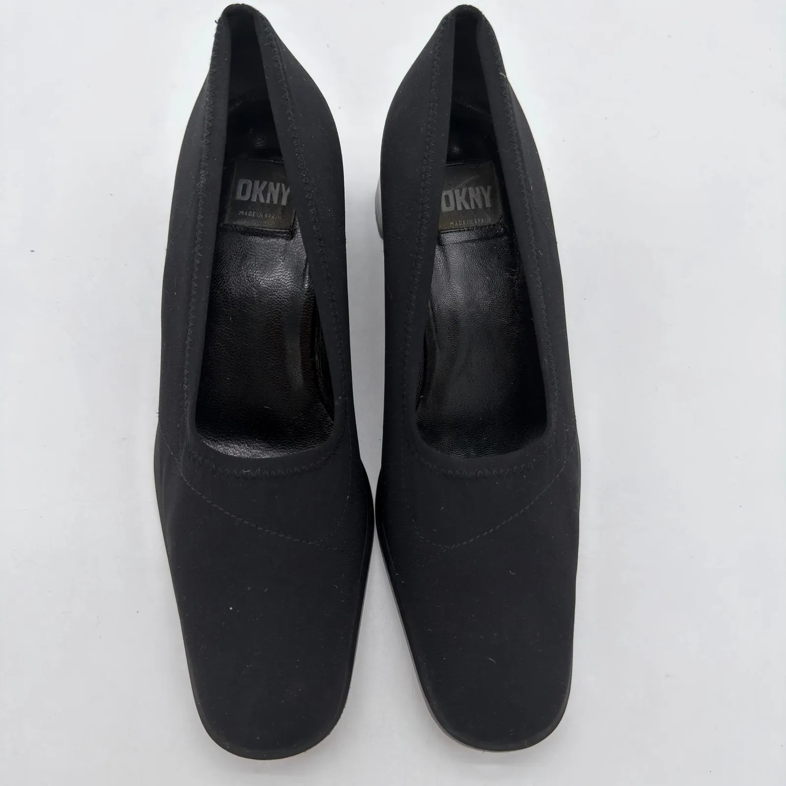 Vintage DKNY 90s Block Heel Made in Spain Fabric Minimalist Pumps 8.5 - Image 2