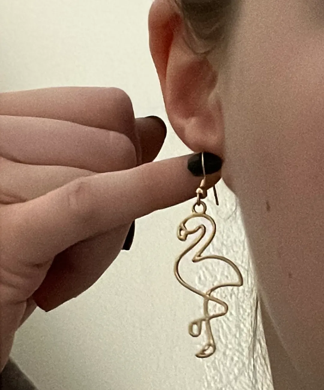 Gold flamingo Dangling Earrings - Image 2