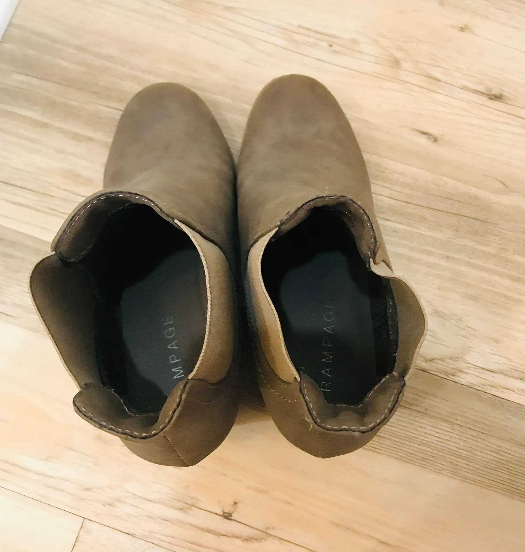 Gray wedge bootie boot size 8.5. - Image 6