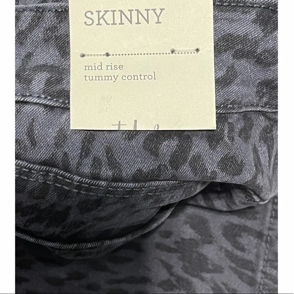 Style & Co Wild Puma Skinny Curvy Jeans Animal Print‎ Colored Denim Black Gray 4 - Image 3