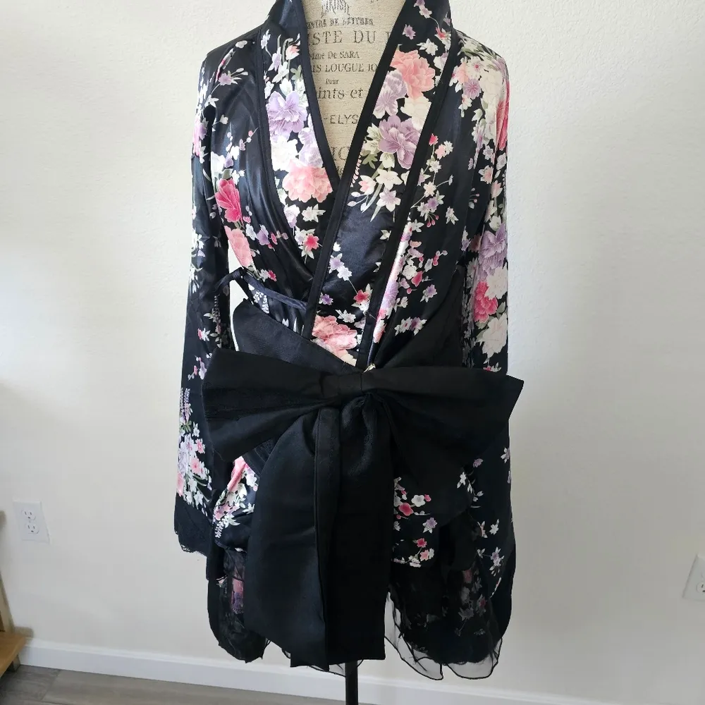 Black Floral Lace Kimono Robe Petticoat Skirt and wrap bow set Pink Size L - Image 3