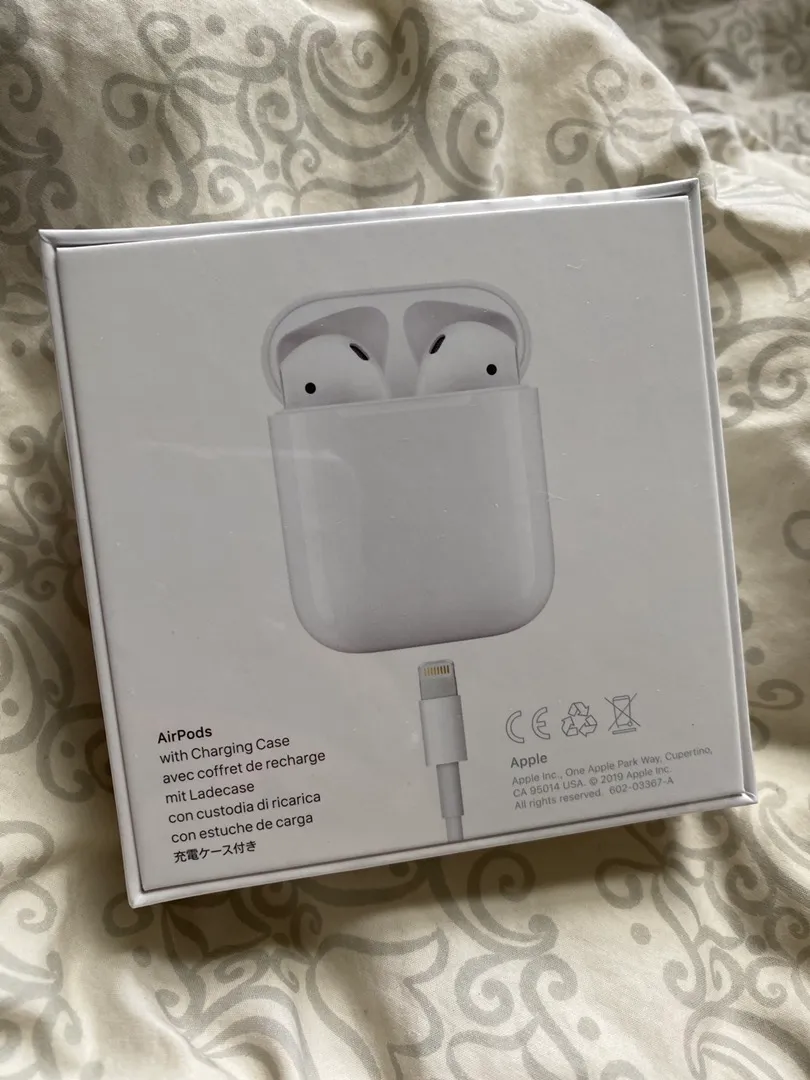 Apple Airpods - Image 5