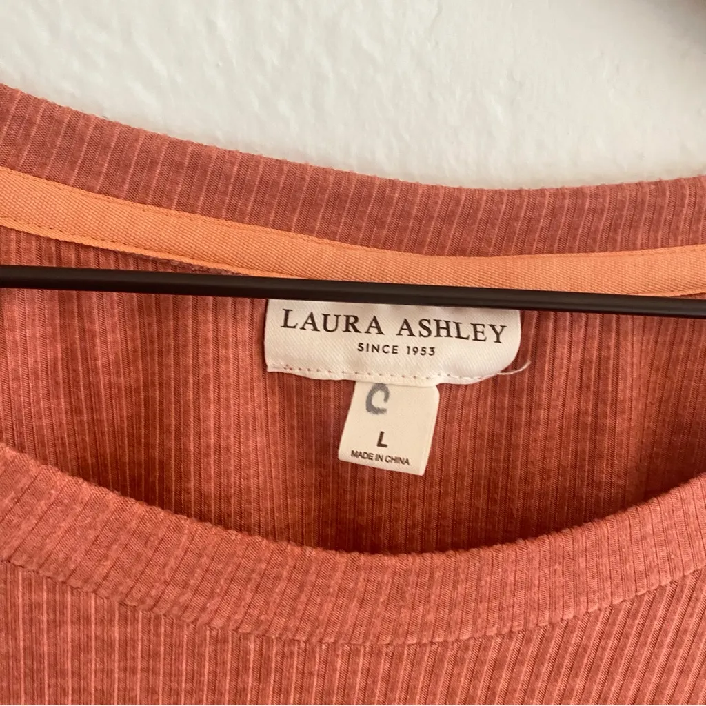 Laura Ashley Orange Short Sleeve T-Shirt with Vintage‎ Charm - Image 3