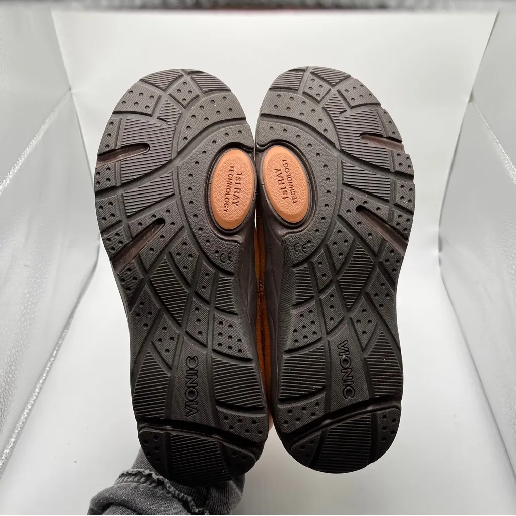 NWOB Vionic Womens Shoes Arbor Size 6.5 Brown Leather Slip On Clogs - Image 6