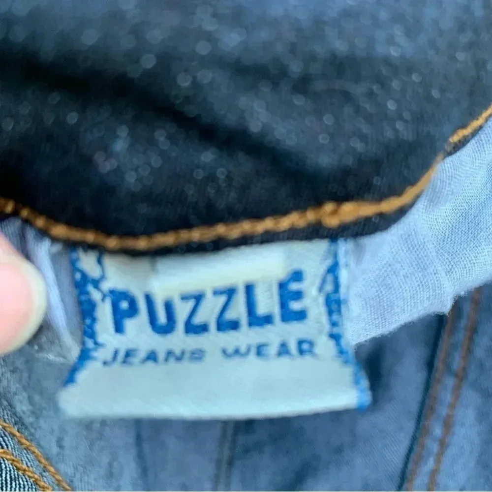 PUZZLE Jeans Wear women's size 15/16 jeans, inseam 31", rise 10" Blue - Image 3