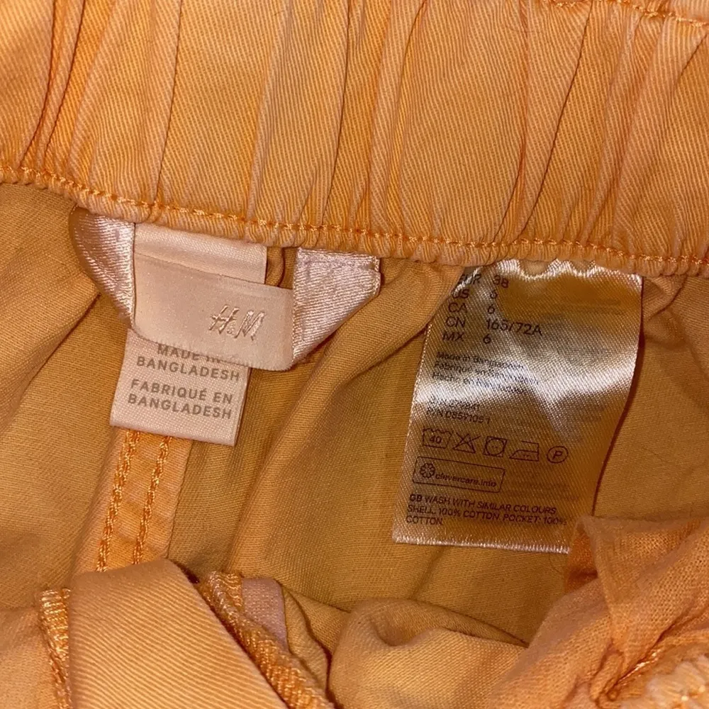 PEACH HIGH RISE PAPER BAG WAIST DENIM SHORTS - Image 3