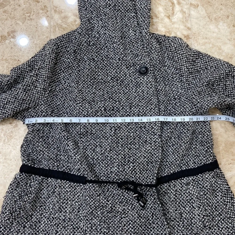 Satellite Image Swing Hooded Tweed Coat . Size XS - Image 4